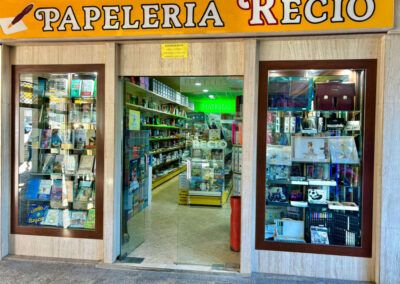 Material de oficina y papelería en papelería Recio